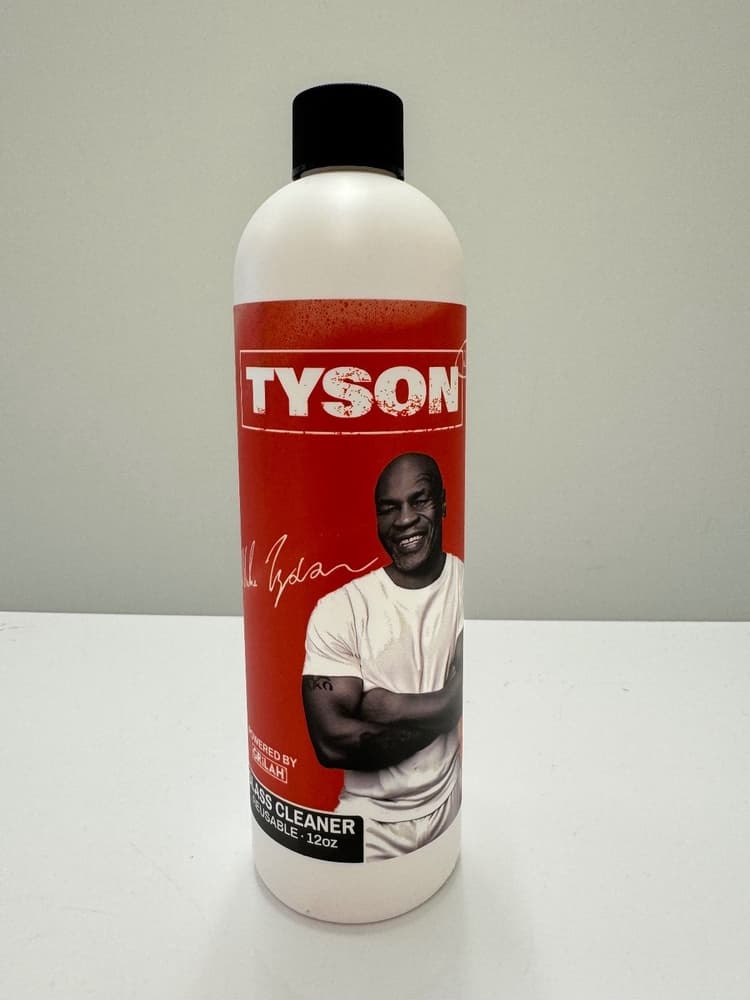 Tyson Glass Cleaner Reusable 12oz (Red Bottle)