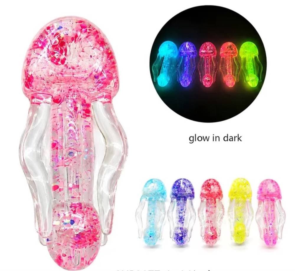 K64 - 4.5" Jellyfish Design Glow in the Dark Hand Pipe